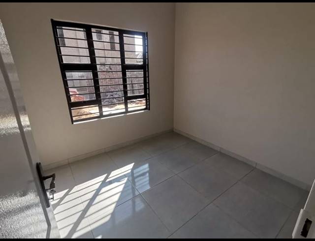 3 BEDROOM HOUSE FOR SALE IN VANDERBIJLPARK CE7